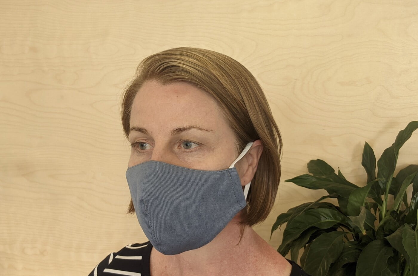 Large Re-usable 3-Layer Face Mask (pack of 1) Blue Grey Large Re-usable 3-Layer Face Mask (pack of 1) Blue Grey